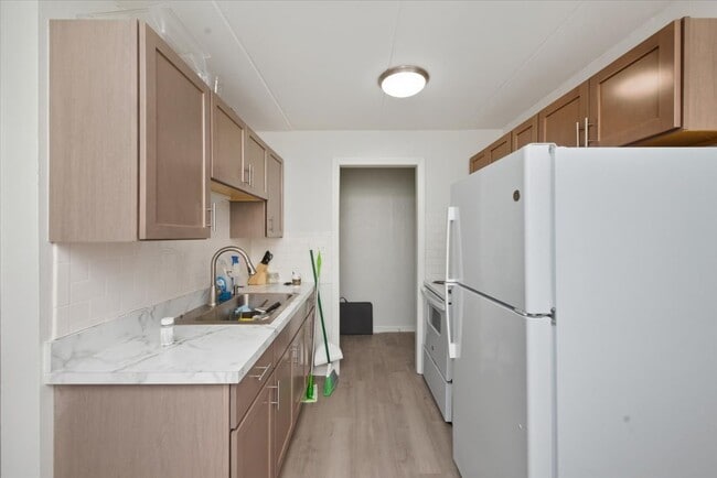 100 Marlene Ct in Wauconda, IL - Building Photo - Building Photo