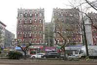 3850-3858 Broadway in New York, NY - Foto de edificio - Building Photo