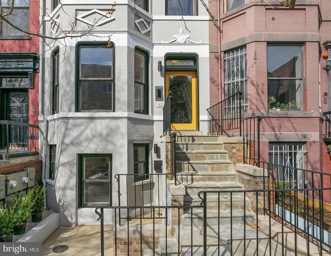 property at 1865 California St NW
