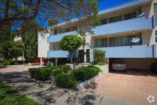 Dorridge 03-LA in Los Angeles, CA - Building Photo