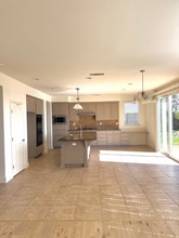 460 Lansing Cir in Benicia, CA - Building Photo - Building Photo
