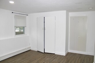 53 Andover Dr in Coram, NY - Building Photo - Building Photo
