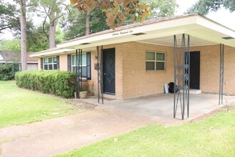 1606 McNutt Dr in Alexandria, LA - Building Photo - Building Photo