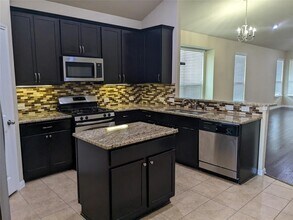11608 Yeadon Way in Austin, TX - Building Photo - Building Photo