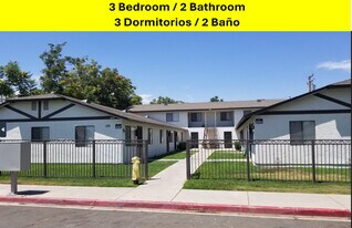 118 Perou St, Unit 117 in Perris, CA - Building Photo