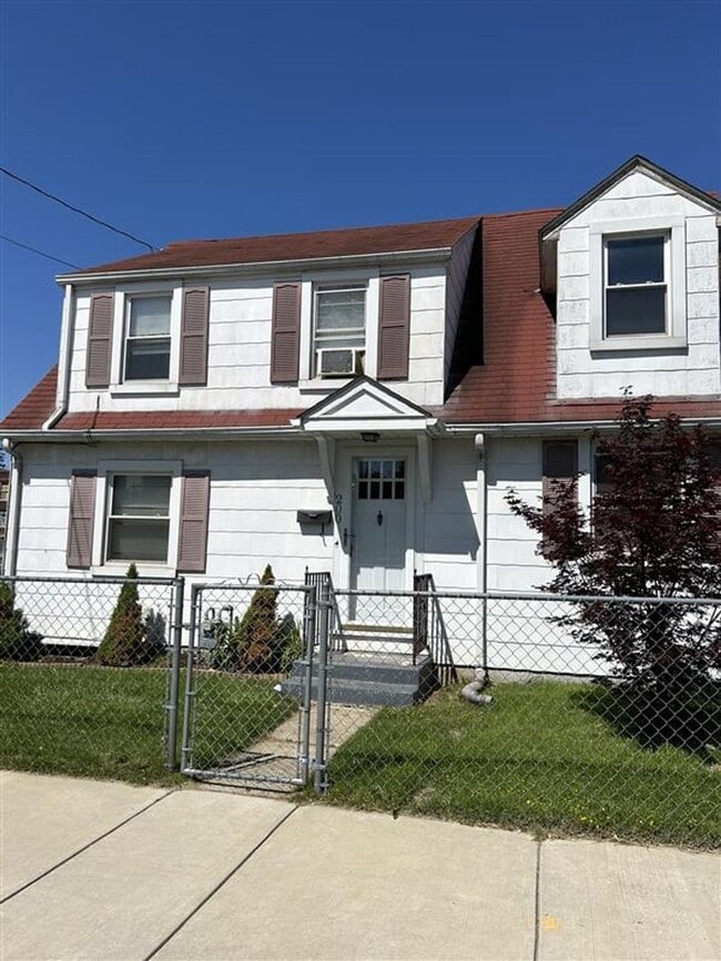 property at 200 N Sumner St