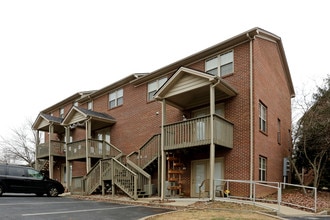 EAGLE CREEK TOWNHOMES in Lexington, KY - Foto de edificio - Building Photo