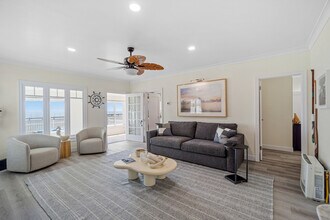 3424 Carlsbad Blvd in Carlsbad, CA - Building Photo - Building Photo