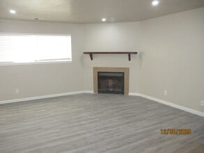 3861 Montgomery Blvd NE in Albuquerque, NM - Building Photo - Building Photo