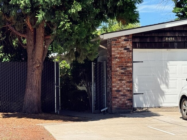 property at 8495 SE Otty Rd