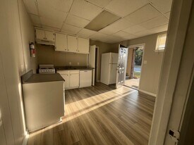 142 Goshen Rd in Rincon, GA - Building Photo