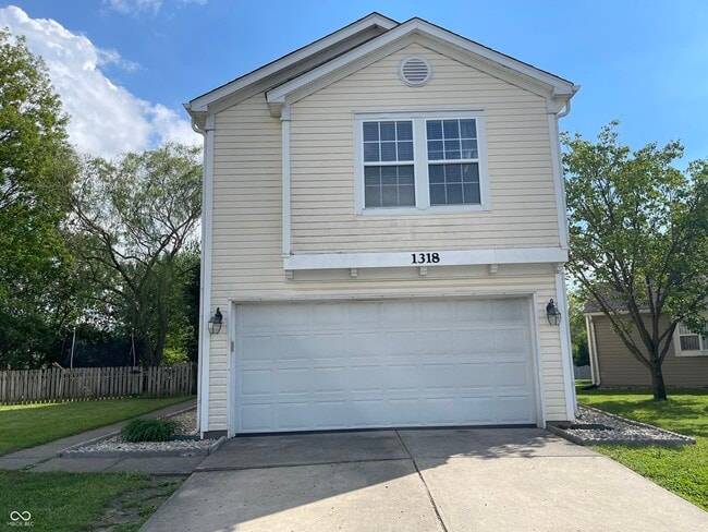 property at 1318 Crescent Dr