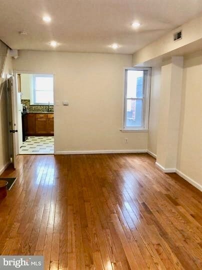 property at 2227 S Rosewood St