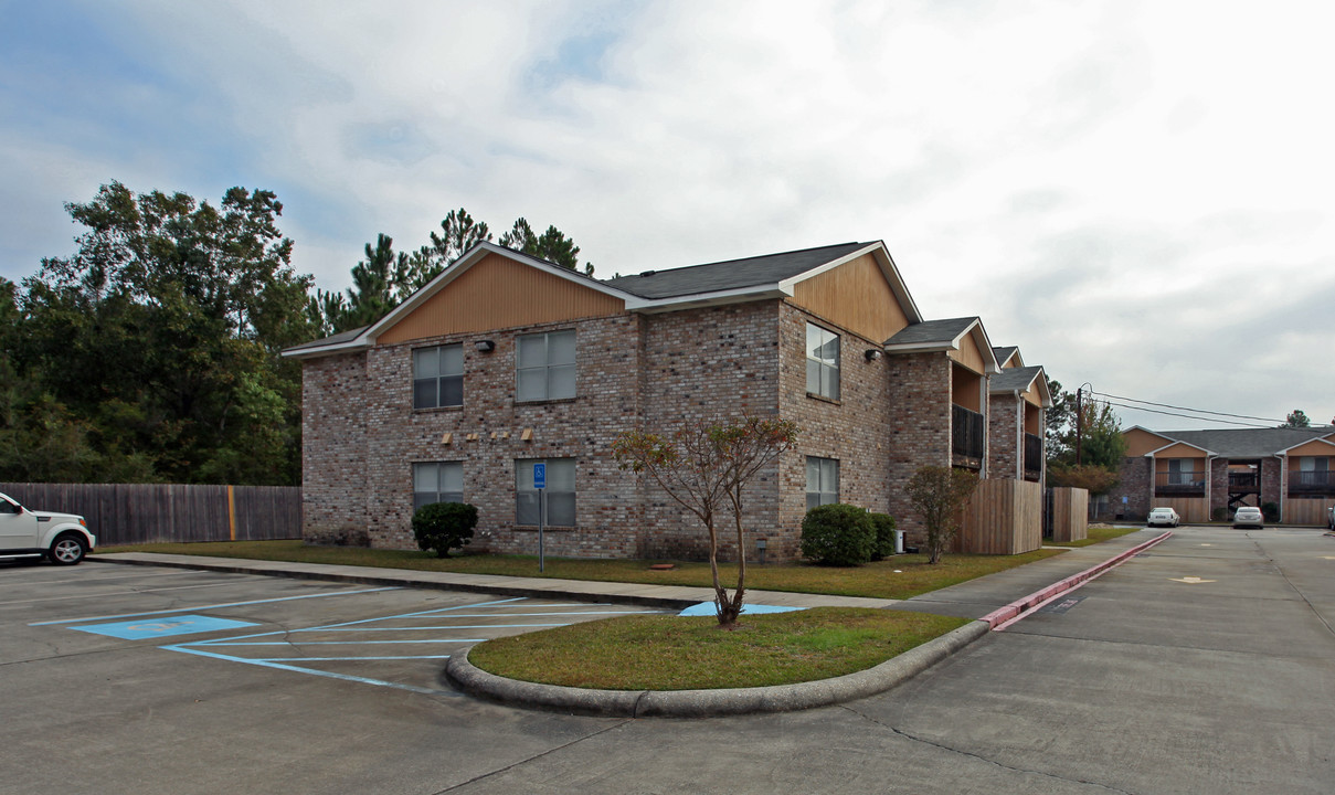 Woodland Grove Apartments in Slidell, LA - Foto de edificio