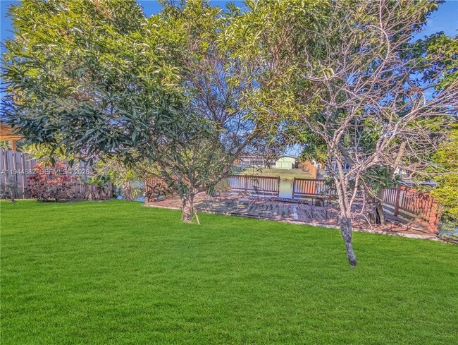 8361 NW 24th Ct in Sunrise, FL - Building Photo - Building Photo