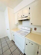 3006 Sandra Ln, Unit B in Rowlett, TX - Building Photo - Building Photo