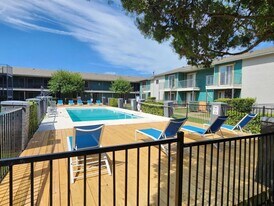 2101 W Anderson Ln., Unit Unit 132 in Austin, TX - Building Photo