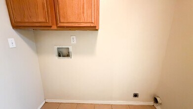 517 N Brentwood Ave in Lubbock, TX - Building Photo - Building Photo