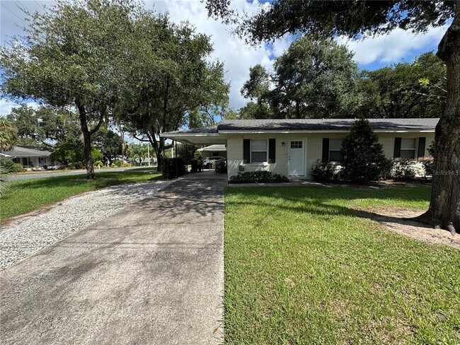 property at 503 Oak Ave