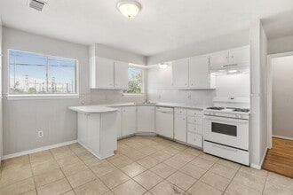 326 Brookview St in Channelview, TX - Building Photo - Building Photo