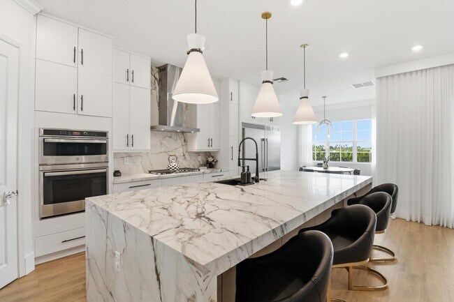 655 Hookline Cir in Loxahatchee, FL - Building Photo - Building Photo