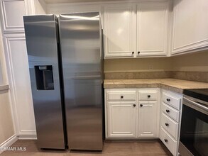 3719 Summershore Ln in Westlake Village, CA - Building Photo - Building Photo