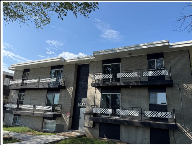 9932 E 36th St S, Unit 2