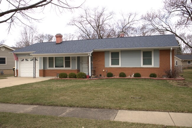 property at 1230 Hemlock Dr