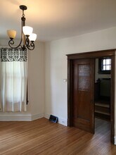 7228 N Rogers Ave in Chicago, IL - Foto de edificio - Building Photo