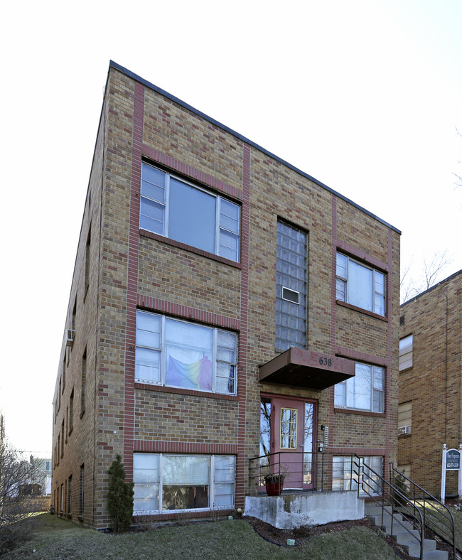 642 Snelling Ave S in St. Paul, MN - Building Photo - Building Photo