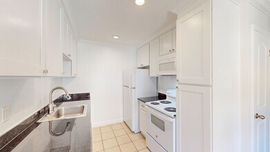 18213 Happy Ln in Sonoma, CA - Building Photo - Building Photo