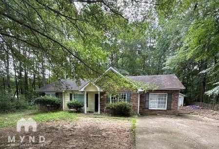 property at 2971 Meadow Ln