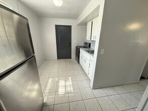 17921 NW 5th Ave in Miami, FL - Building Photo - Building Photo