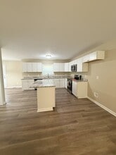 153 Charlotte Cir in Statham, GA - Foto de edificio - Building Photo