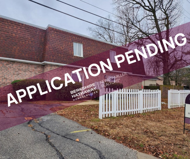 property at 2901 Poplar St