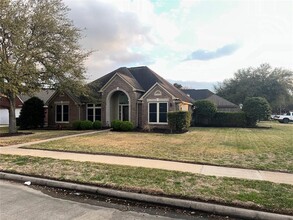 13019 Turnbridge Trail in Houston, TX - Building Photo - Building Photo