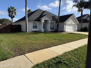 12205 Madison Creek Dr in Jacksonville, FL - Building Photo - Building Photo