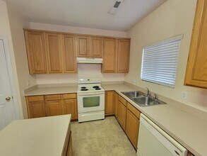 142 Queensberry Ct in Greensboro, NC - Building Photo - Building Photo