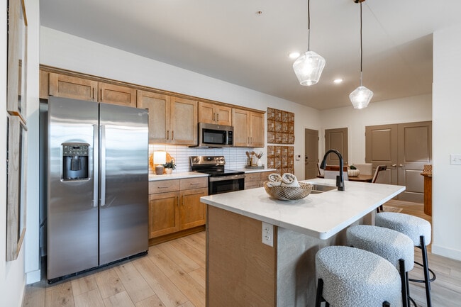Grays Creek Apartments in Cordova, TN - Foto de edificio - Interior Photo
