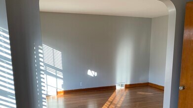 2513 18th Ave in Broadview, IL - Building Photo - Building Photo