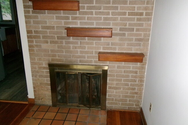 4900 Solar Dr, Unit 4900 Solar