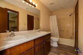 420 Westcliff Cir in Warner Robins, GA - Building Photo - Building Photo