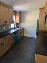 721 Peekskill Hollow Rd, Unit A in Putnam Valley, NY - Building Photo - Building Photo