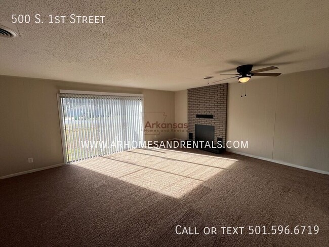 500 S 1st St in Austin, AR - Building Photo - Building Photo