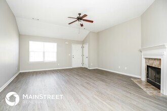 181 Lyndhurst Dr in La Vergne, TN - Building Photo - Building Photo