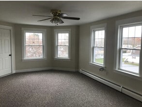 5 Greystone Ave in Webster, MA - Building Photo - Building Photo