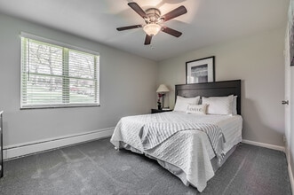Cloverleaf Village Apartments in Pittsburgh, PA - Building Photo - Interior Photo