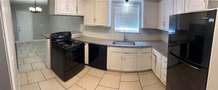 6804 Lancer Ln in Oklahoma City, OK - Building Photo - Building Photo