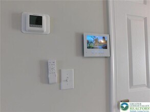 326 E Frankford St in Bethlehem, PA - Building Photo - Building Photo