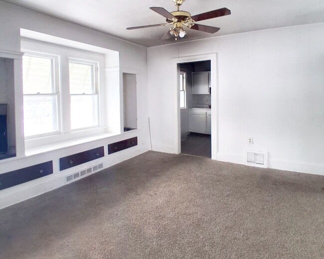 4772 E 90th St in Garfield Heights, OH - Building Photo - Building Photo